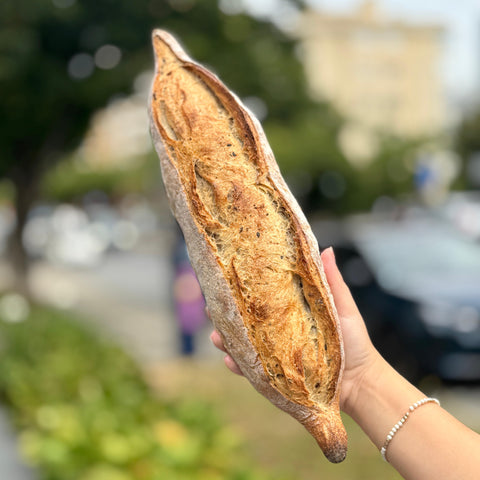 🛒 Pão Barra Clássico ou com Sementes | Massa Mãe